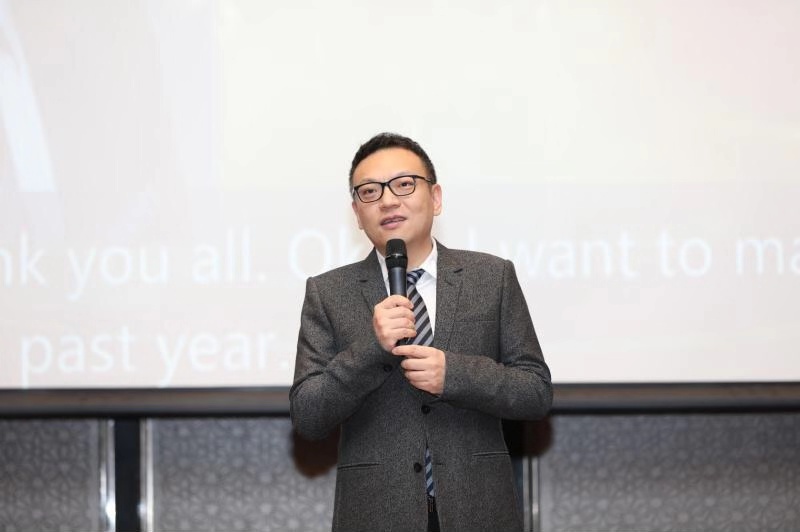 图为伟德国际victor1946王帆经理致辞