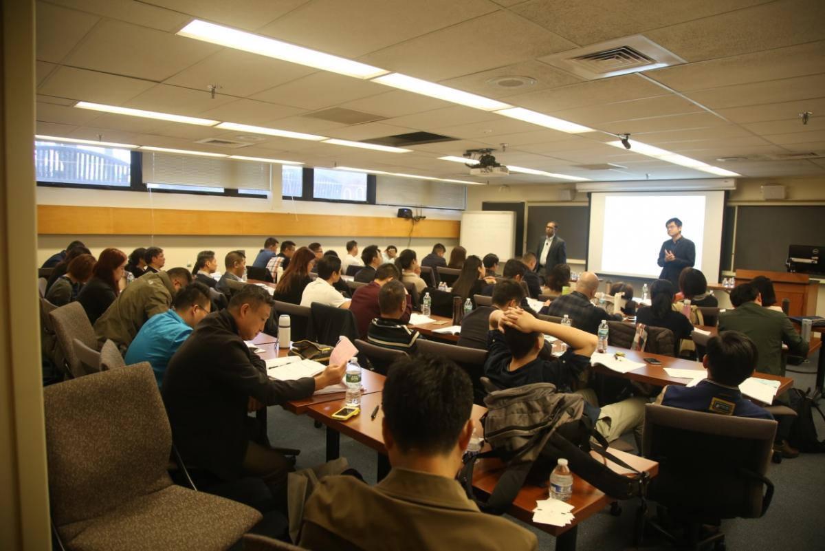 耶鲁大学舒希尔教授与公司EMBA员工分享《消费者行为学》课程