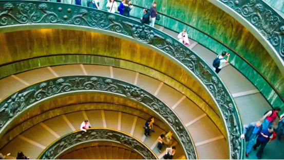 时间的漩涡-摄于梵蒂冈博物馆